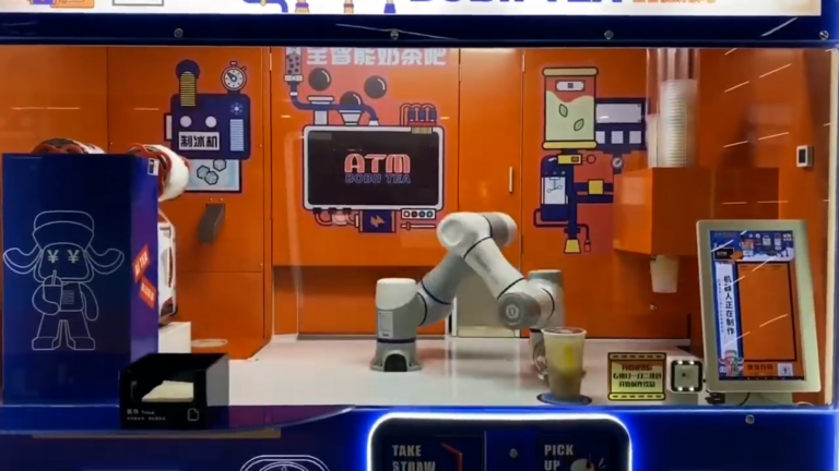 Mașină automată pentru bubble tea (milk tea)